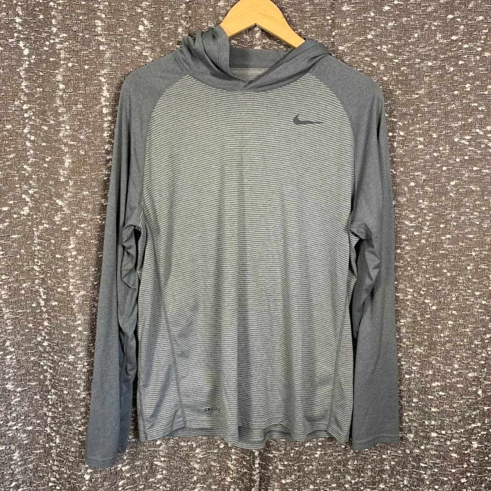 Nike Hoodie Mens L Dri-Fit Long Sleeve Hooded Pullover Lightweight Gray Athletic
